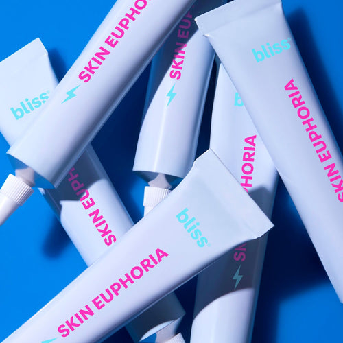 Bliss Skin Euphoria Daily Skin Perfecting Serum lifestyle image